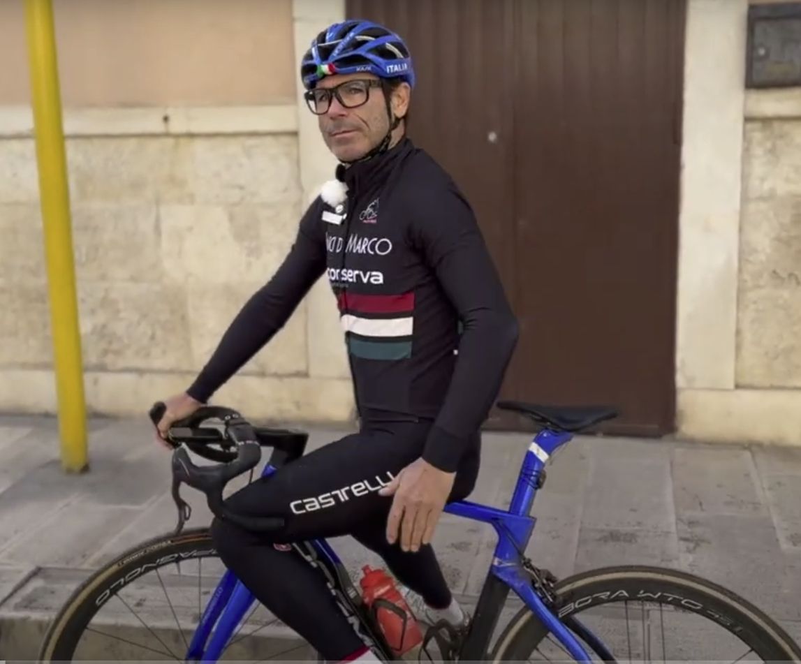 Pedalando con Davide Cassani in Puglia - Intervista